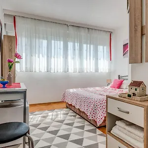 Pensjonat Alijev, Split